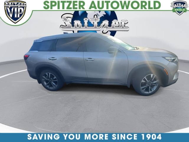 Used 2023 Silver INFINITI LUXE image 10