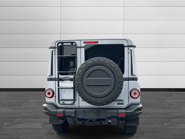 New 2025 Sterling Silver Metallic INEOS Fieldmaster Edition image 4