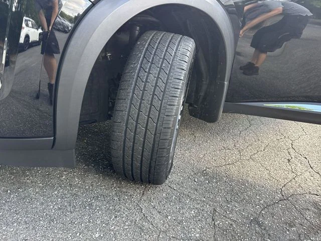 Used 2024 Black Nissan Platinum image 34