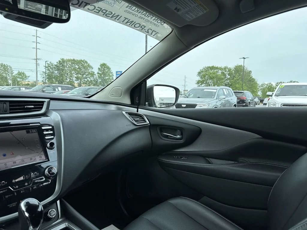 Used 2023 Black Nissan SL image 11