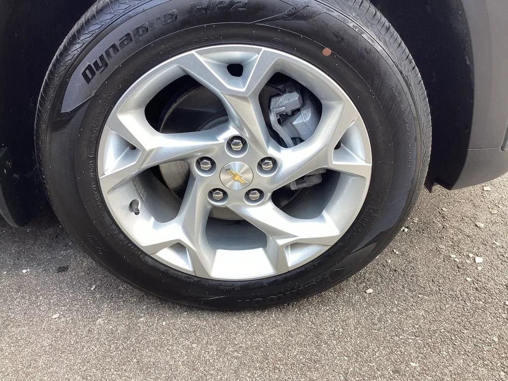 Used 2025 Cypress Gray Chevrolet LS image 22