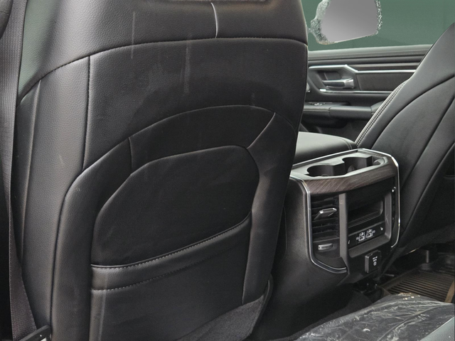 2026 RAM 1500 Laramie - Photo 17