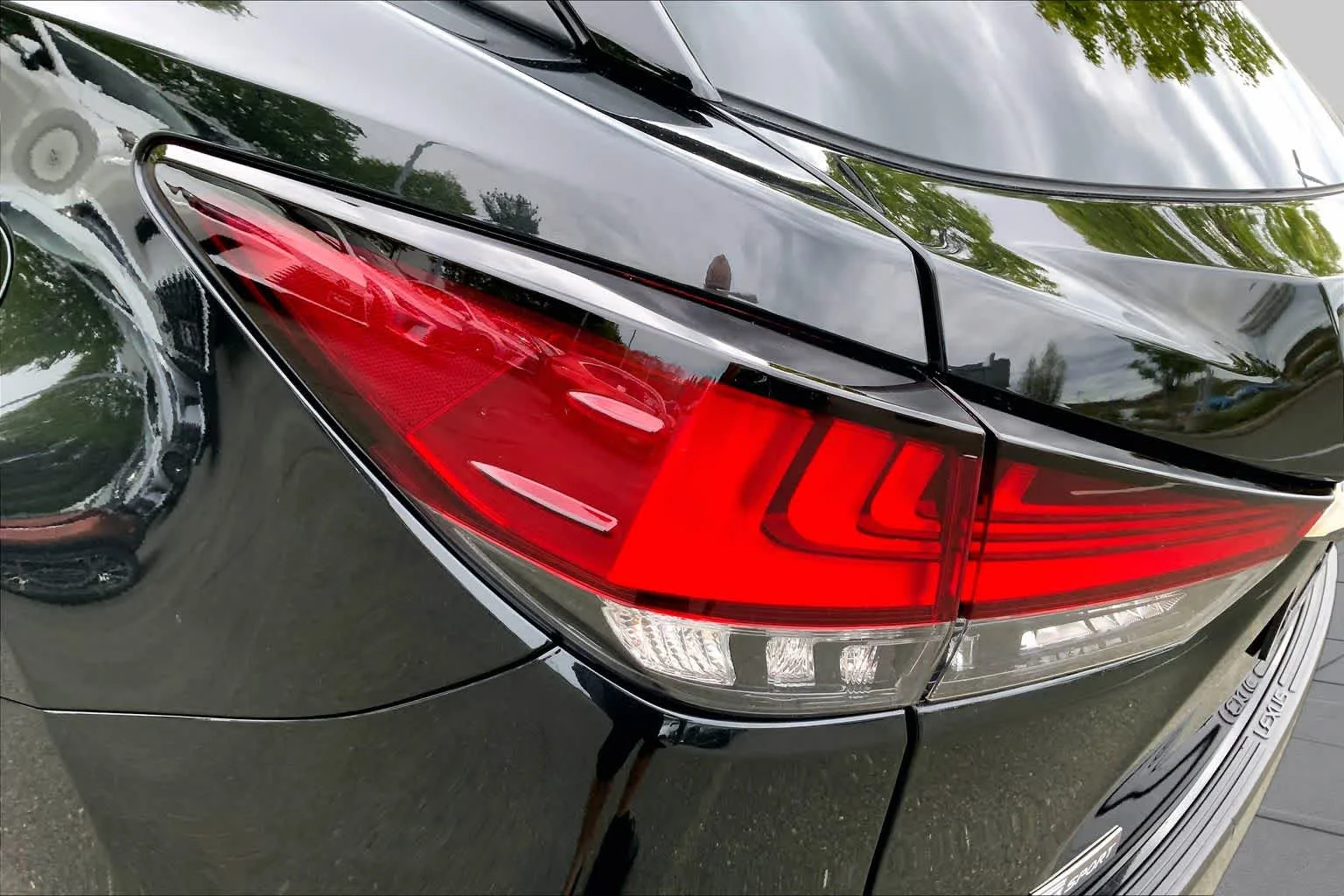Certified Used 2022 CAVIAR Lexus F SPORT Handling image 29