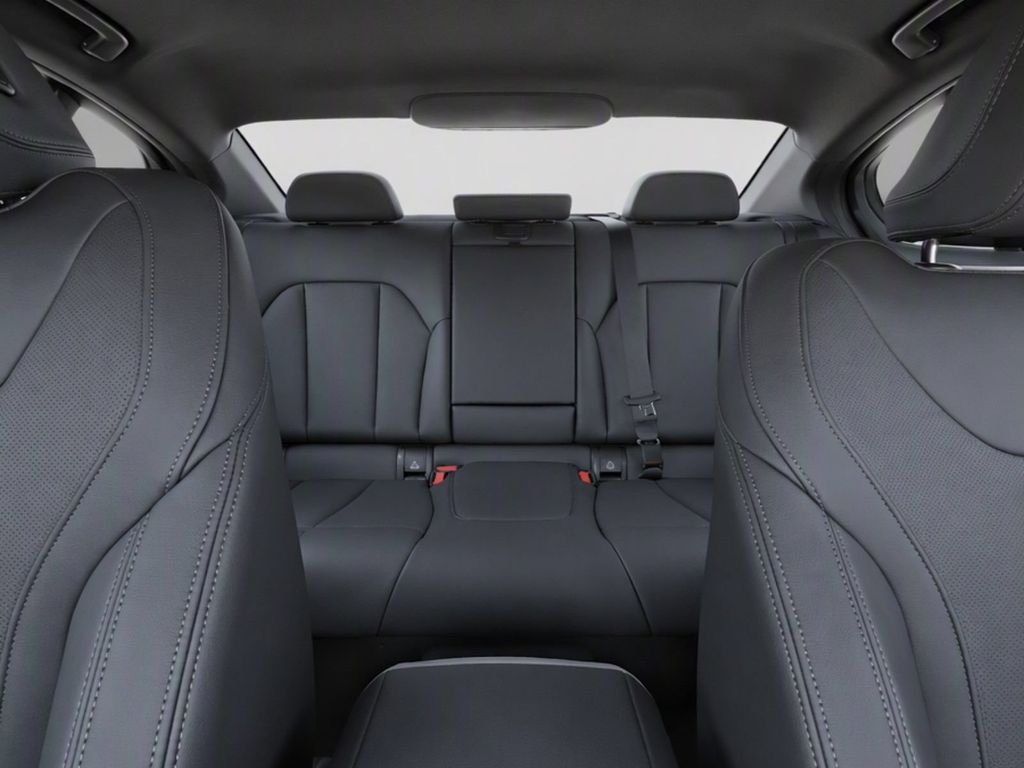 New 2026 Skyscraper Grey Metallic BMW 330i xDrive image 33