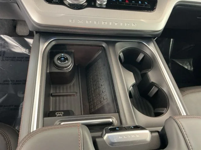 2025 Ford Expedition Active - Photo 20