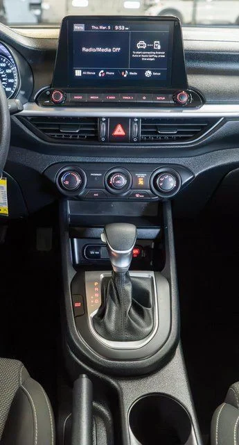 Used 2024 Red Kia LXS image 16