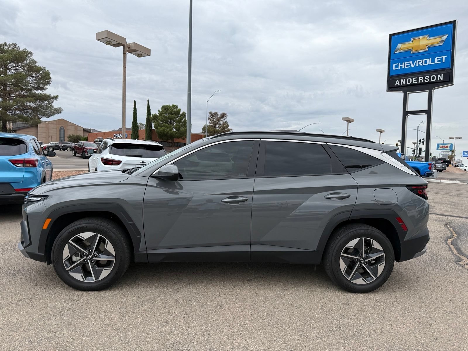 2025 Hyundai Tucson SEL - Photo 9