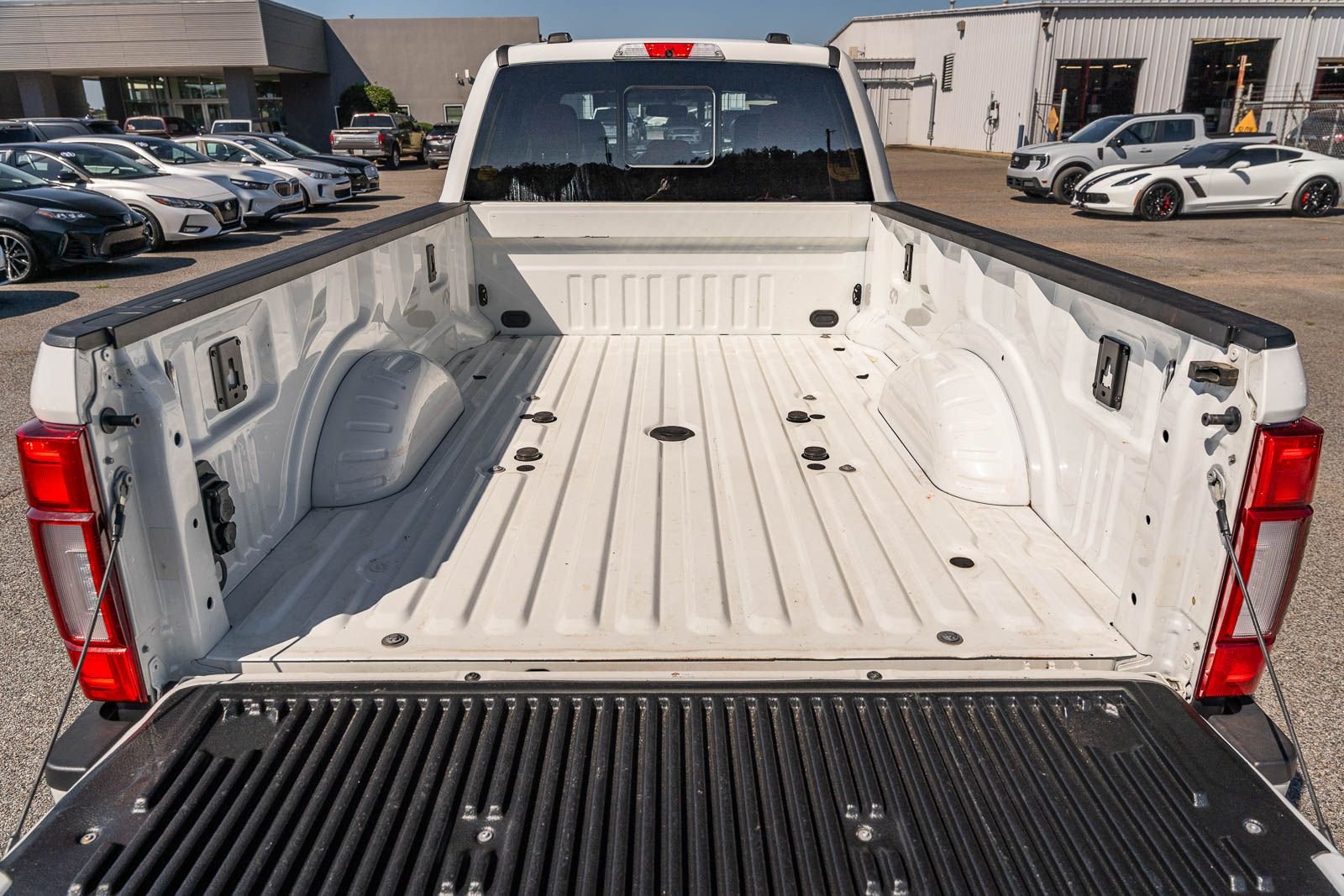 Certified Used 2022  Ford Platinum image 17