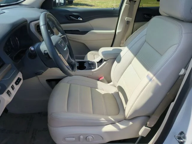 Used 2023 White GMC Denali image 11