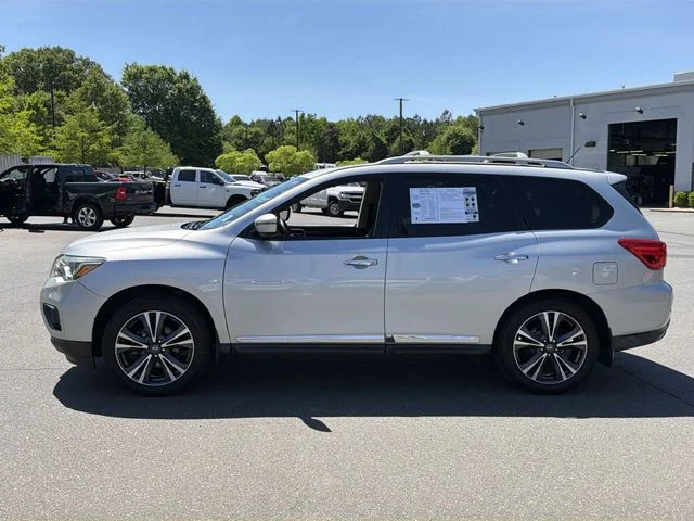 Used 2018 Silver Nissan Platinum image 10