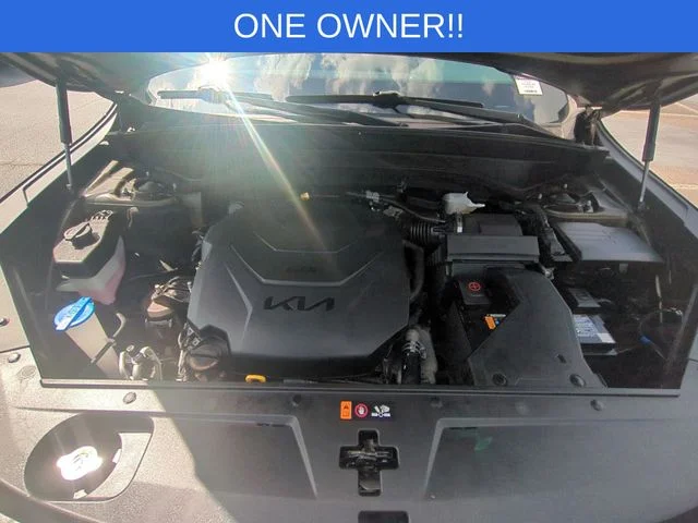 Used 2022 Green Kia EX image 41