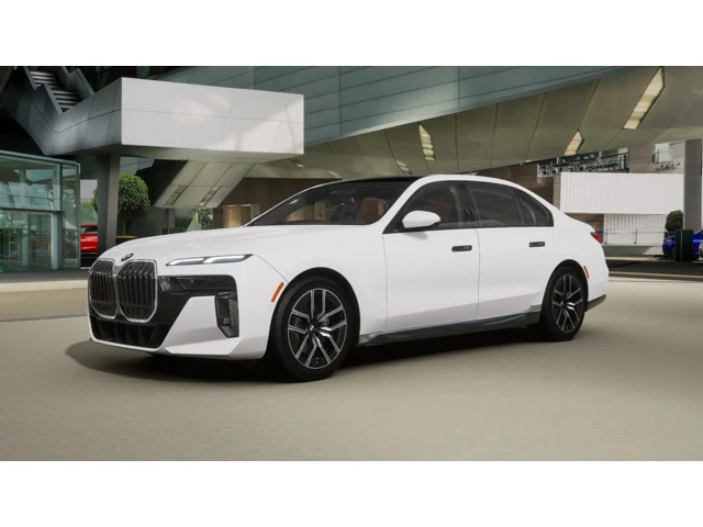 2025 BMW 7 Series 740i xDrive Sedan's photo