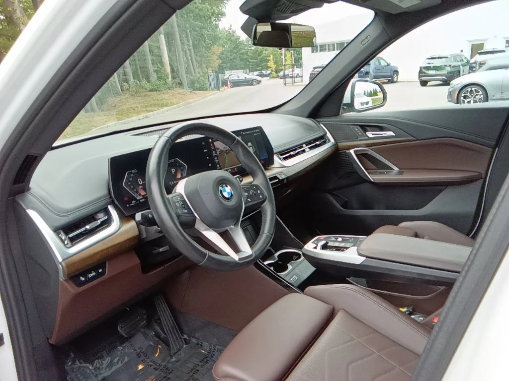 Certified Used 2023 White BMW xDrive28i image 15