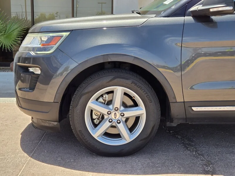 Used 2019 MAGNETIC METALL Ford XLT image 6