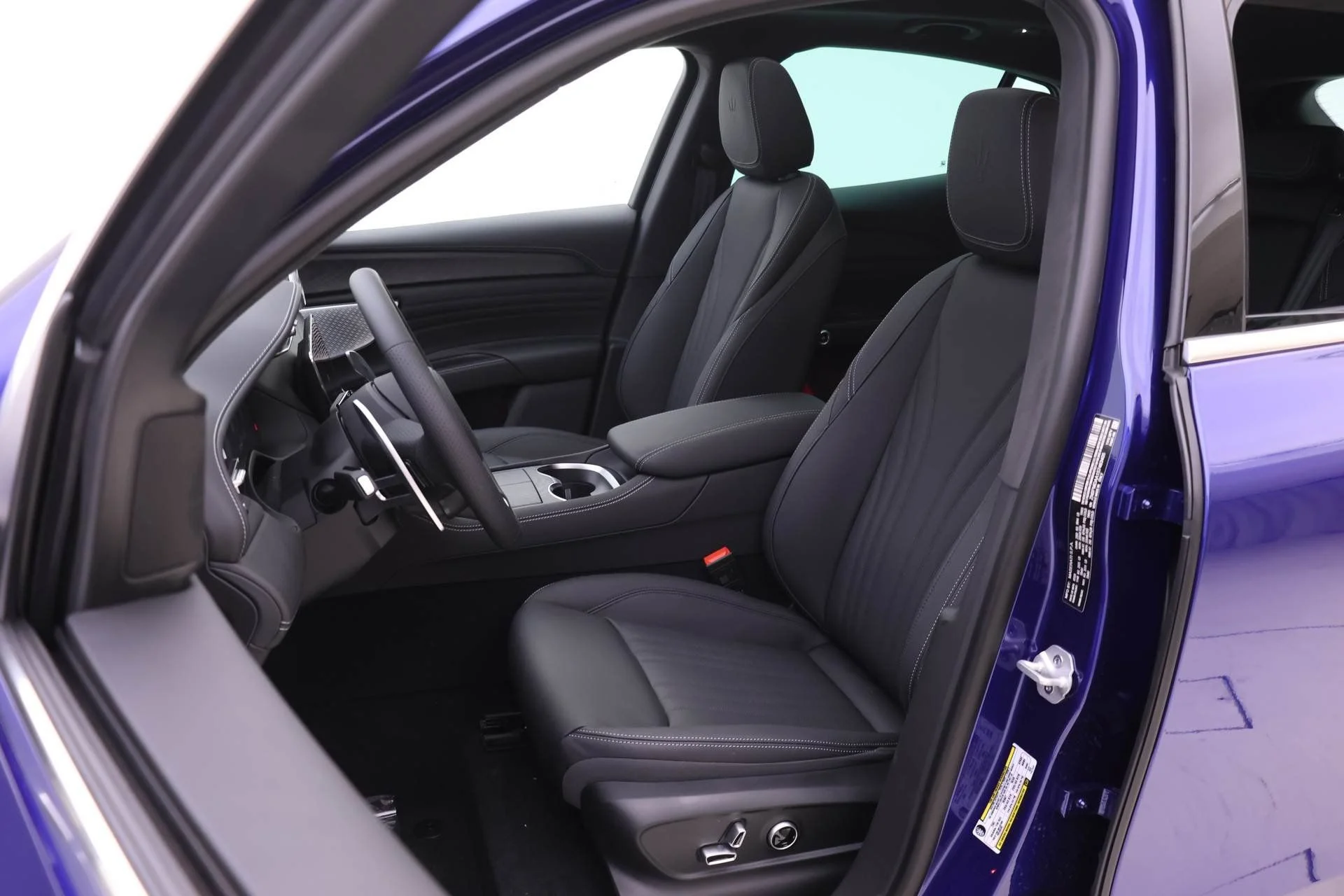 New 2025 Blue Maserati Base image 7