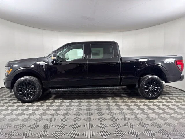 New 2026 Agate Black Metallic Ford XLT image 7