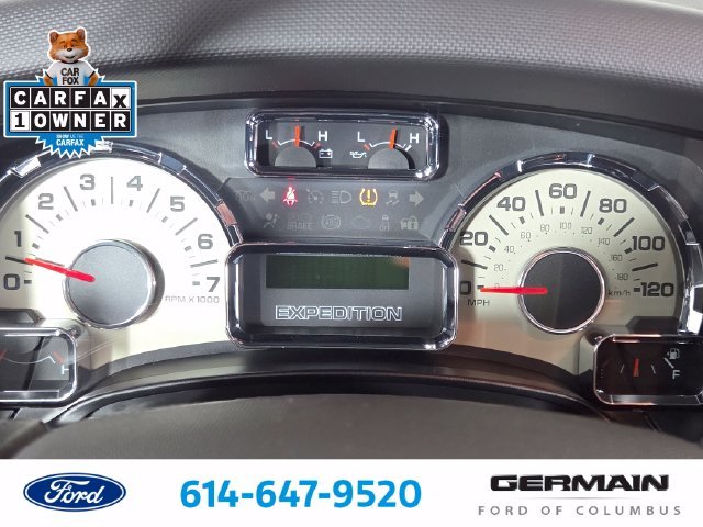 Used 2013 White Platinum Clearcoat Metallic Ford Limited image 26