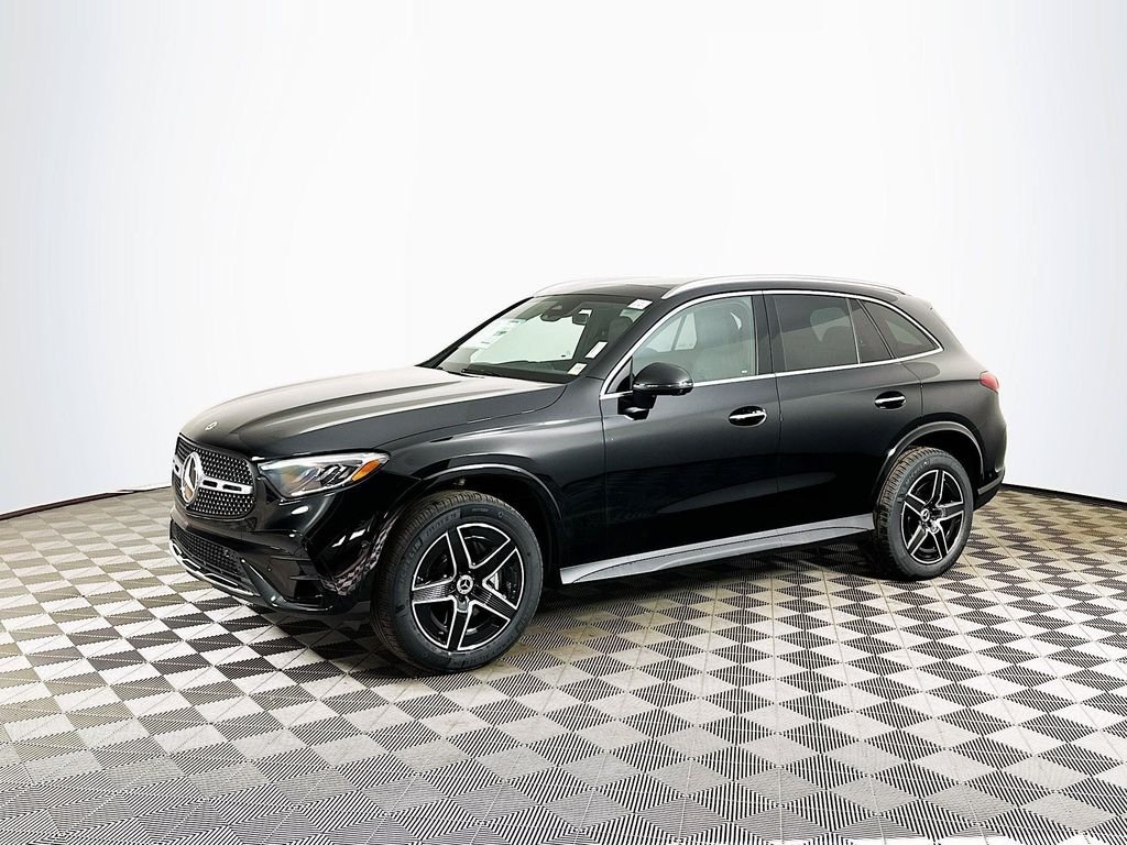 New 2026 Black Mercedes-Benz GLC 300 image 2