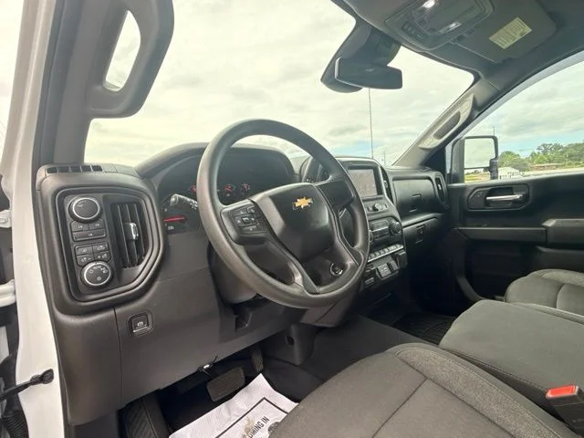 Used 2024 White Chevrolet Custom image 14