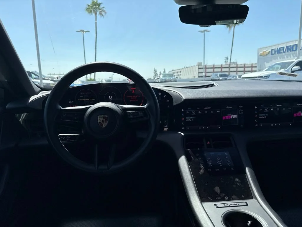 Used 2020  Porsche 4S image 9