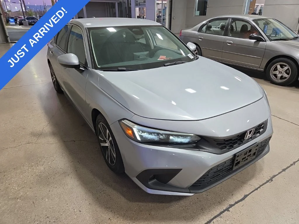 Used 2024  Honda LX image 2