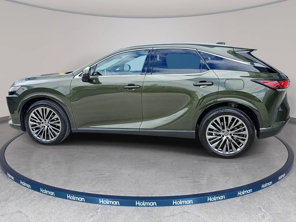 Used 2025 Green Lexus 450h+ Luxury image 9