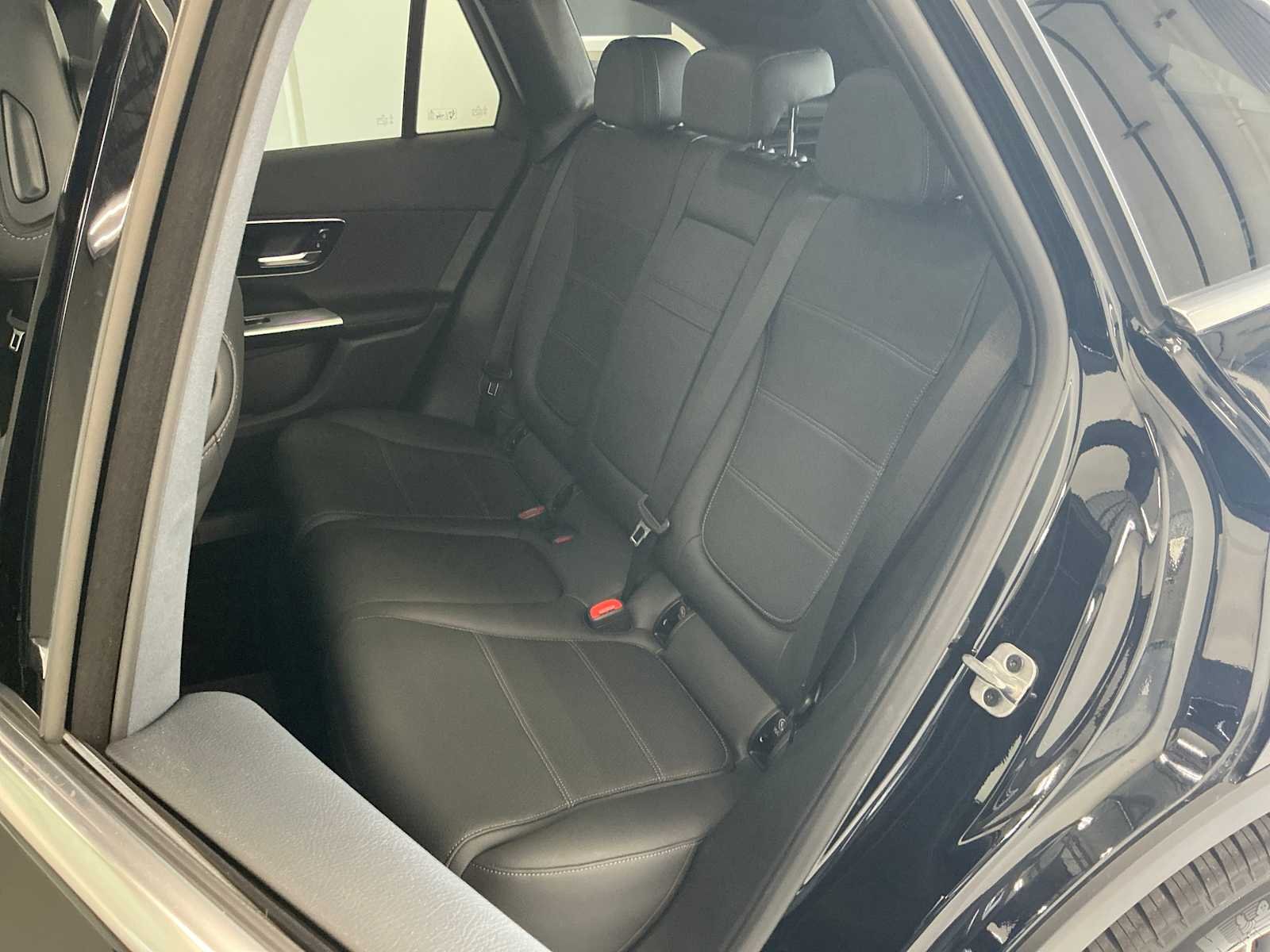 Certified Used 2026 Black Mercedes-Benz GLC 300 image 20