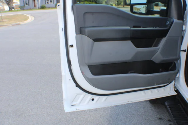 Used 2024 White Ford XL image 8