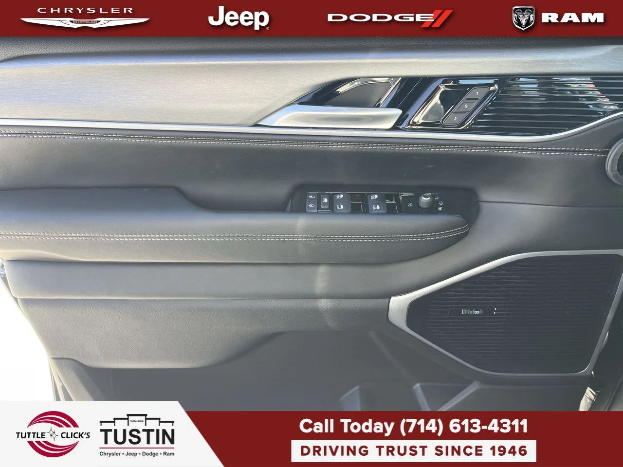 New 2026 Baltic-Gray Metallic Clear-Coat Exterior Paint Jeep Limited Reserve image 26