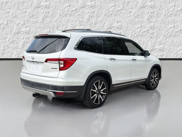 Used 2021 White Honda Touring 7-Passenger image 3