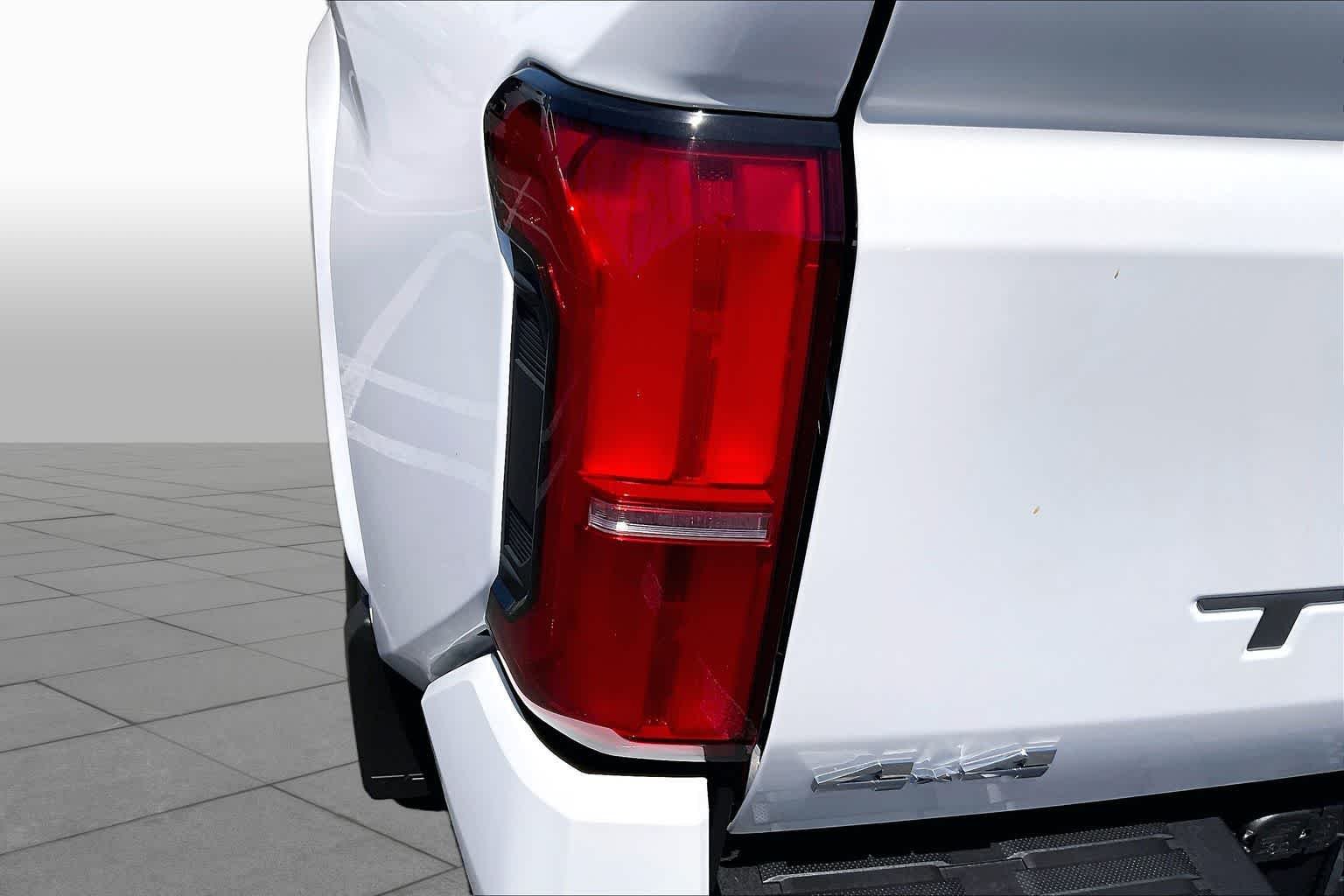New 2026 Ice Cap Toyota SR5 image 14