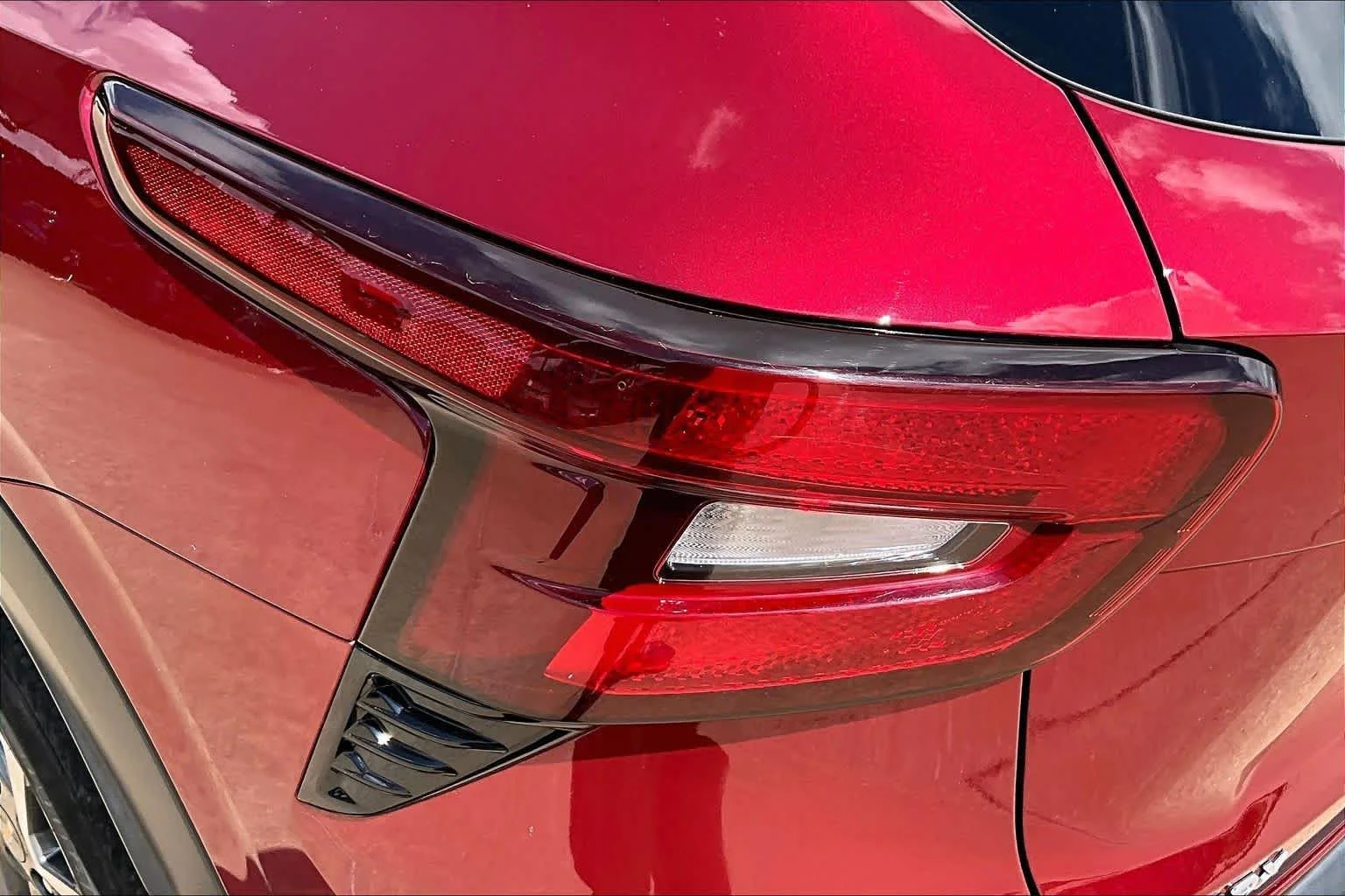 Used 2025 Crimson Metallic Chevrolet LT image 26