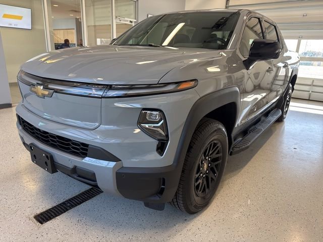 2026 Chevrolet Silverado EV LT - Photo 7