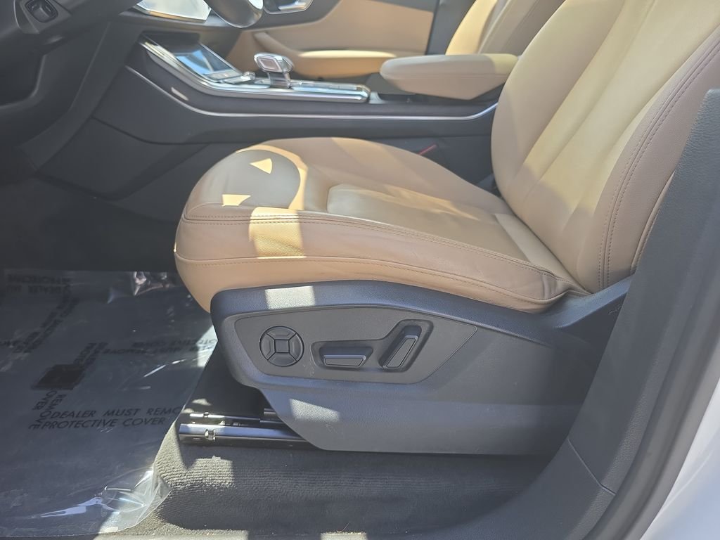 Used 2021 White Audi 45 Premium image 26