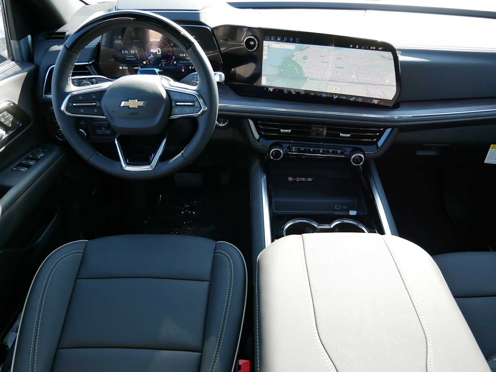 2026 Chevrolet Suburban Premier - Photo 14