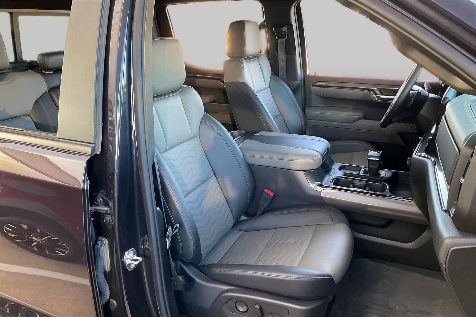 2024 Chevrolet Silverado 1500 ZR2 - Photo 8
