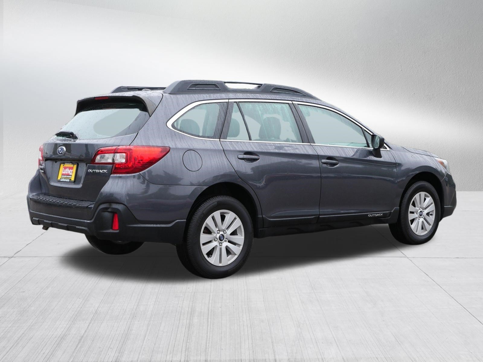 Used 2019 Magnetite Gray Metallic Subaru WGN 2.5I image 7