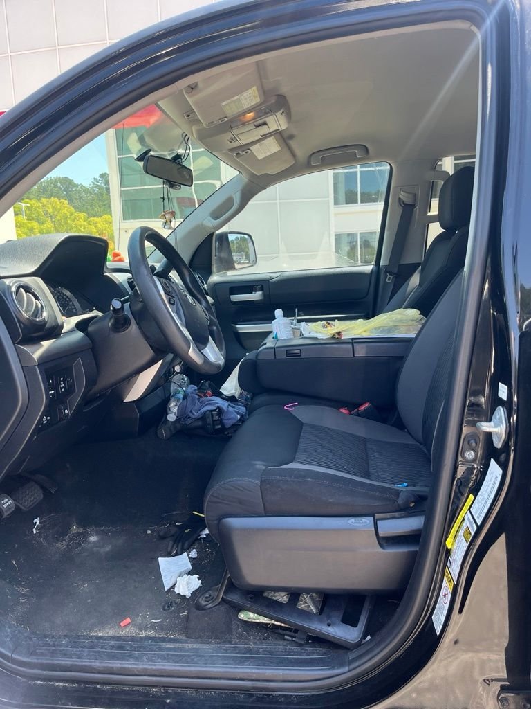 Used 2017 Black Toyota SR5 image 5