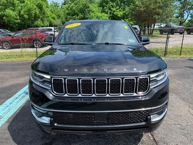 Used 2023 Black Jeep Base image 9