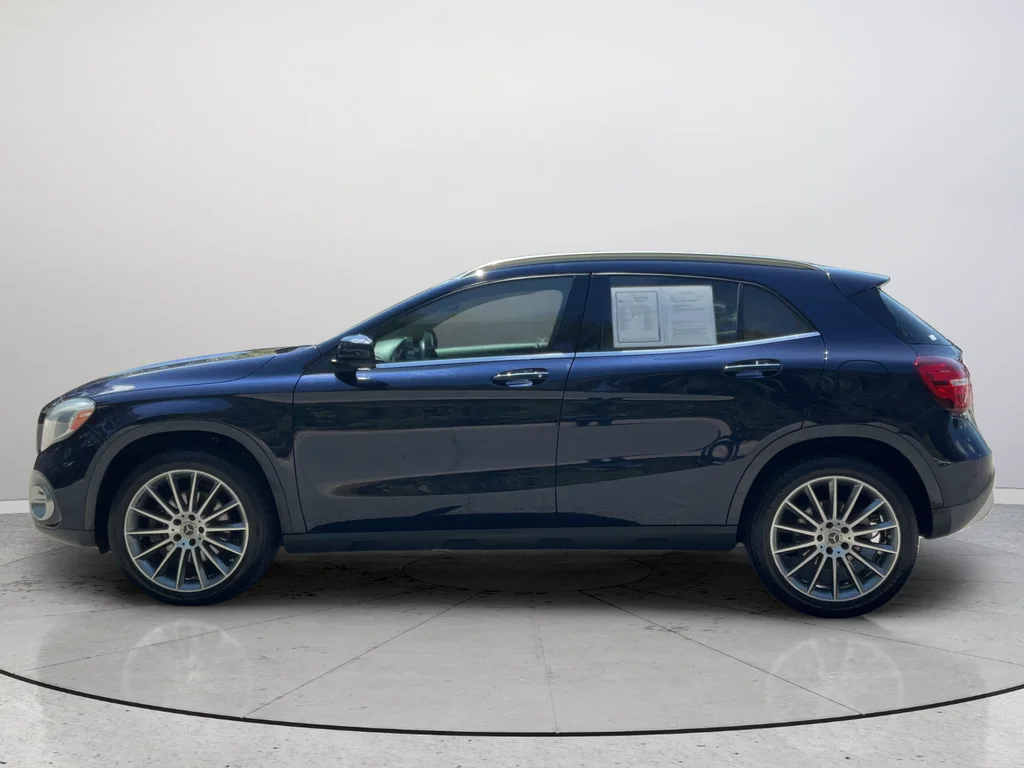 Used 2019 Blue Mercedes-Benz GLA 250 image 5