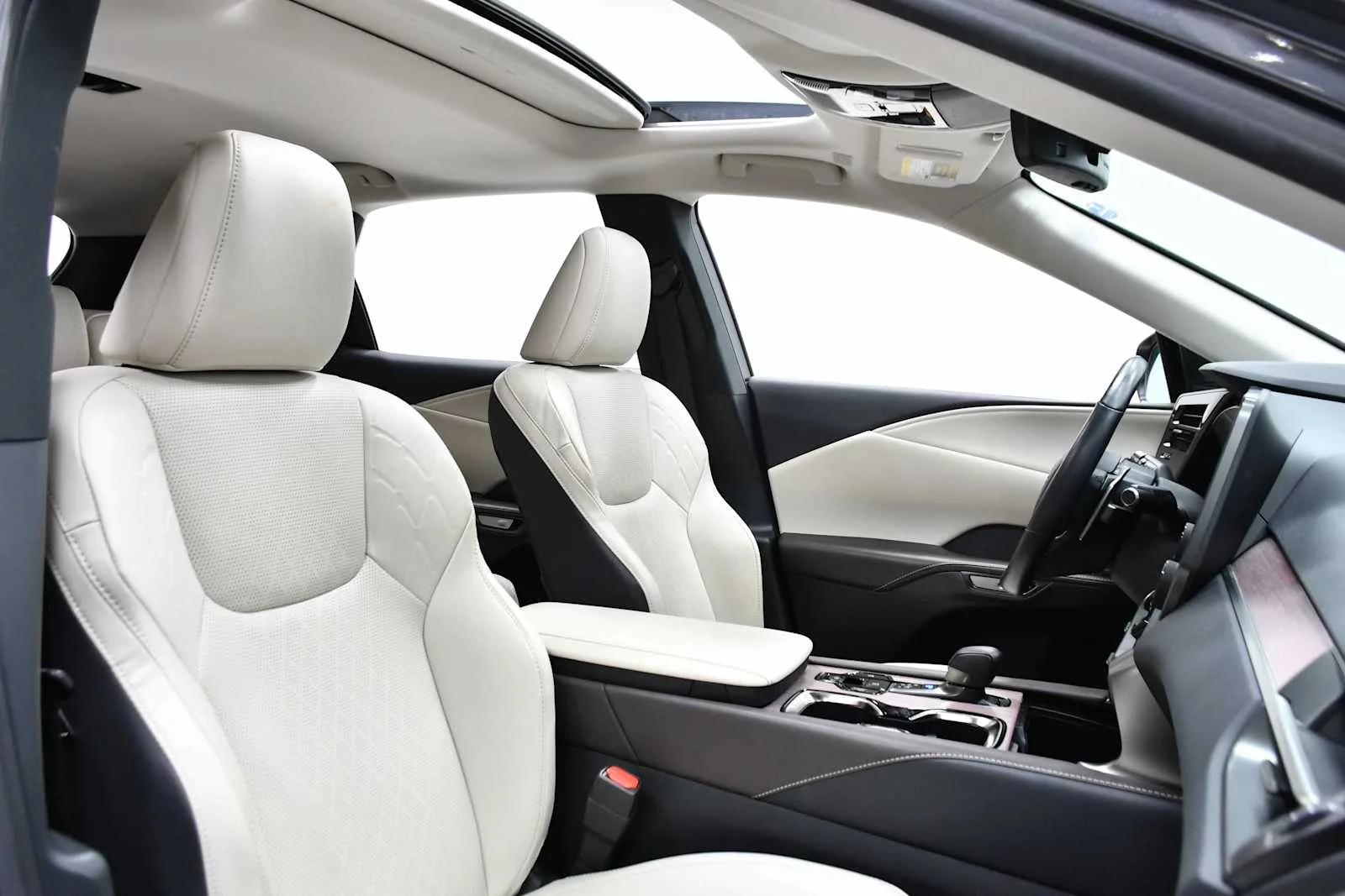 Certified Used 2025 CLOUDBURST GRAY Lexus Premium Plus image 21