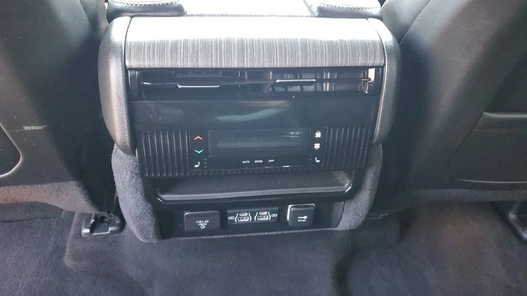 Used 2024 White Jeep Series II image 14