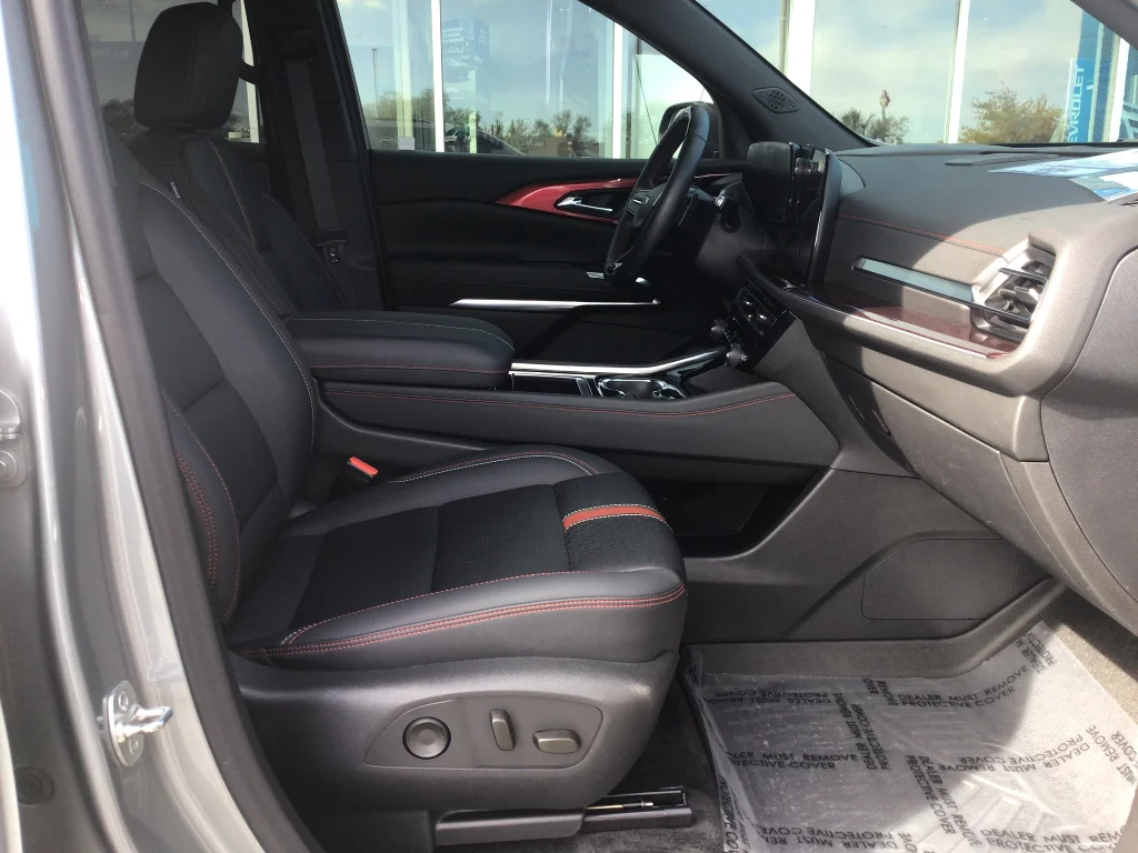 Used 2024 Sterling Gray Metallic Chevrolet RS image 7