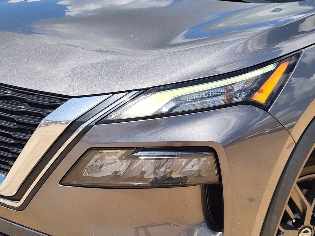 Used 2021 Gun Metallic Nissan S image 11