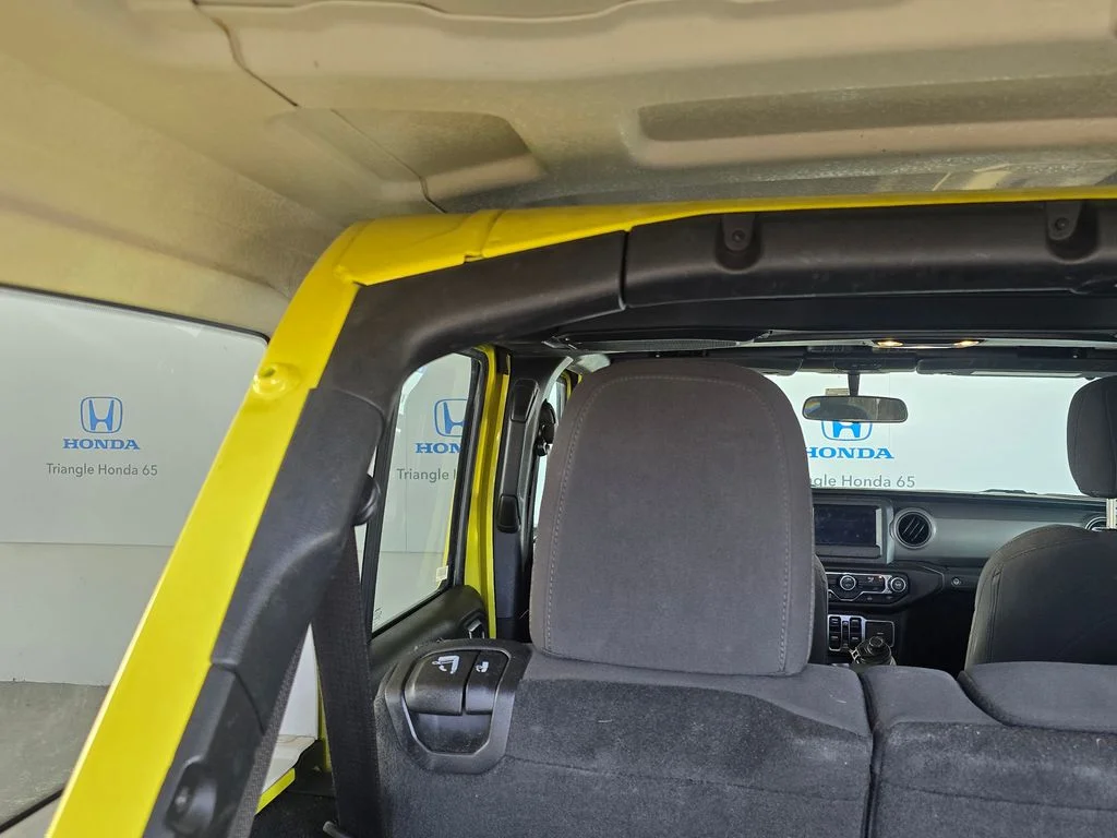 Used 2023 Yellow Jeep Sport S image 36