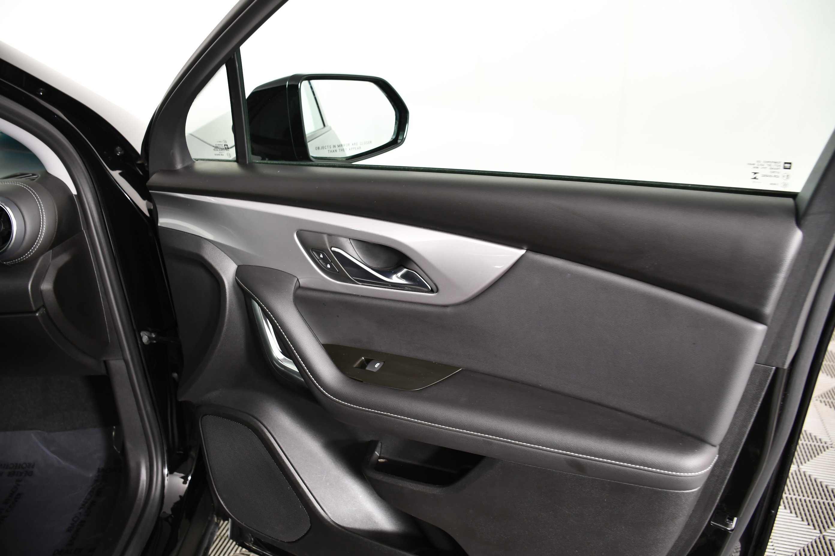 Used 2025 Black Chevrolet LT image 38
