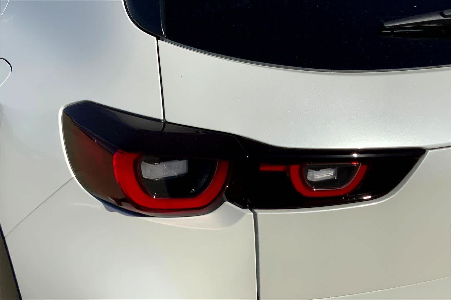 2026 Mazda CX-50 Premium - Photo 14