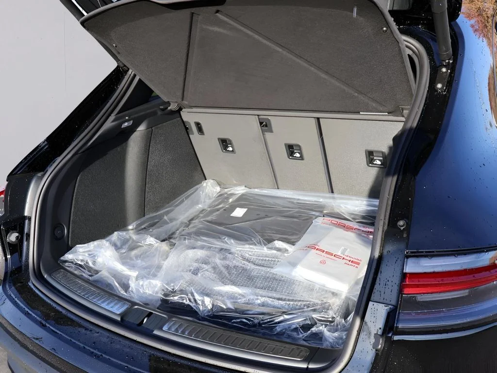 Certified Used 2026 Black Porsche  image 17