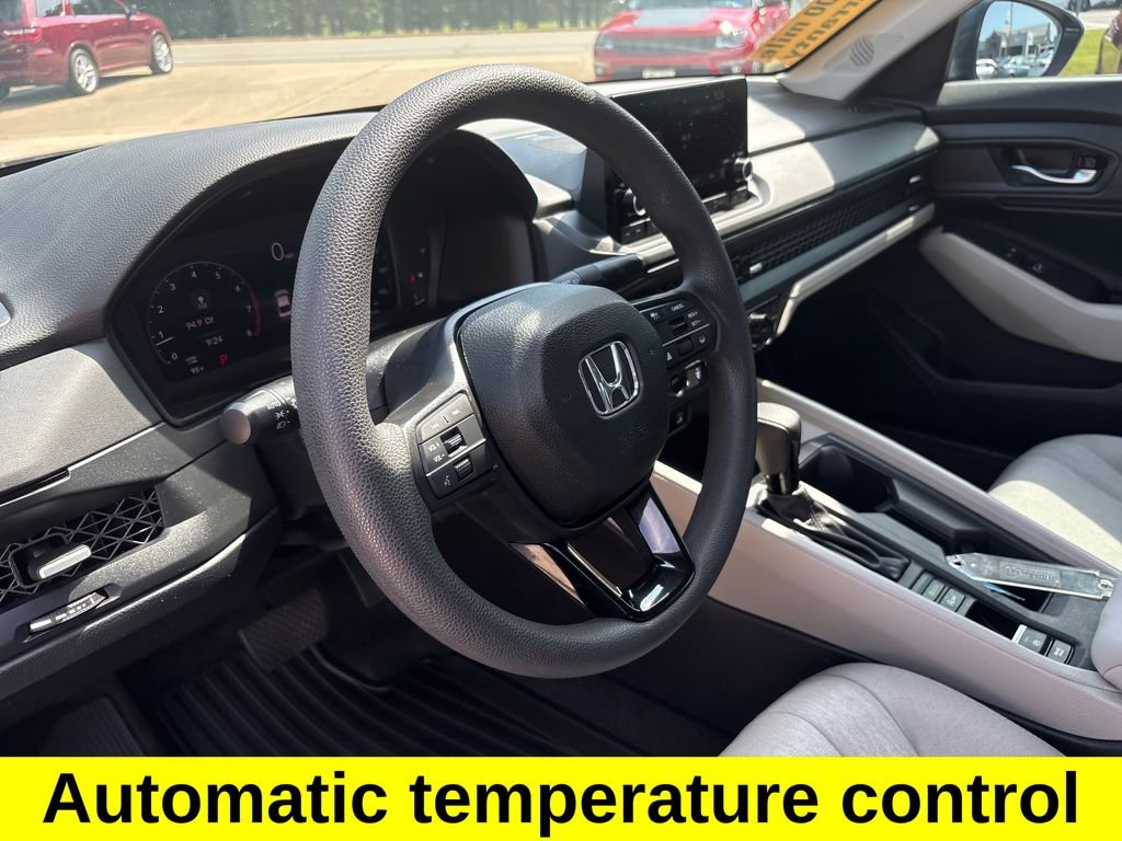 Used 2024 Canyon River Blue Metallic Honda EX image 13