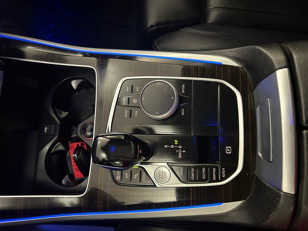 Used 2020 Black BMW sDrive40i image 23